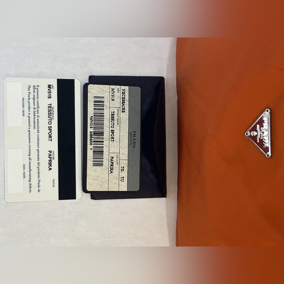 SOLD Fashion- Authentic PRADA mini shoulder bag . Includes authenticity card. - Picture 8 of 8